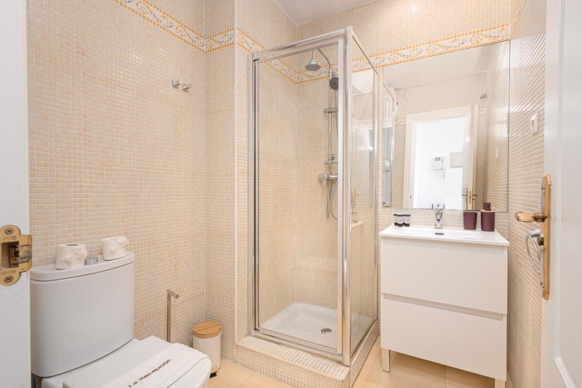 C87 - Nice Apartment Close To Teatro Cervantes Málaga Esterno foto